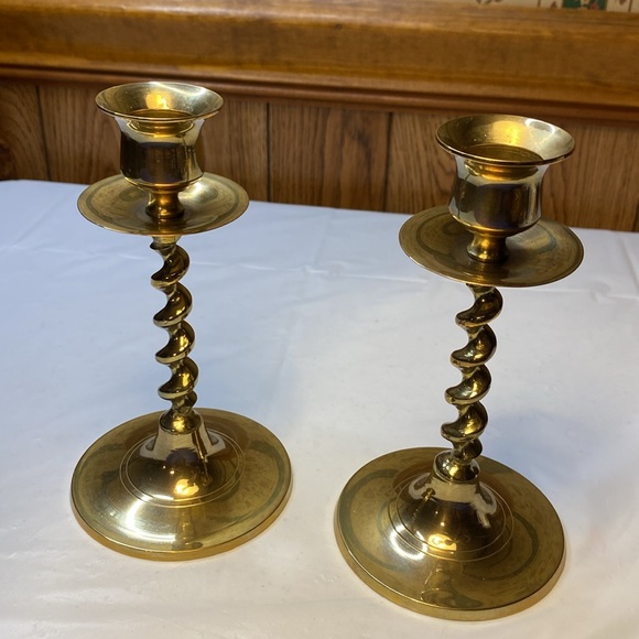 Vintage Brass Twisted Stem Candlestick Holders - Picture 2 of 6